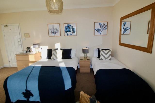 The Mounts Bay Inn Mullion Luaran gambar