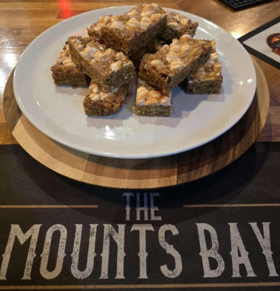 The Mounts Bay Inn Mullion Luaran gambar